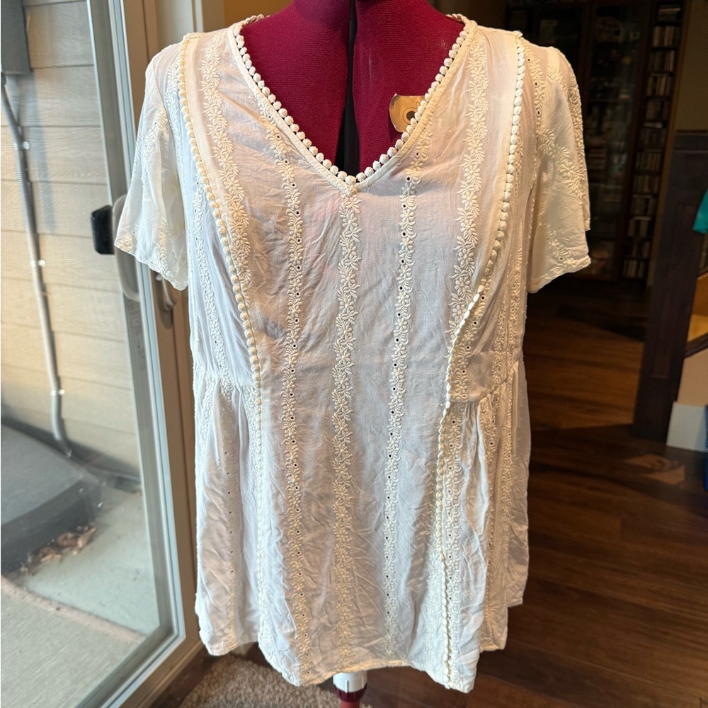 Cream Embroidered Torrid Blouse